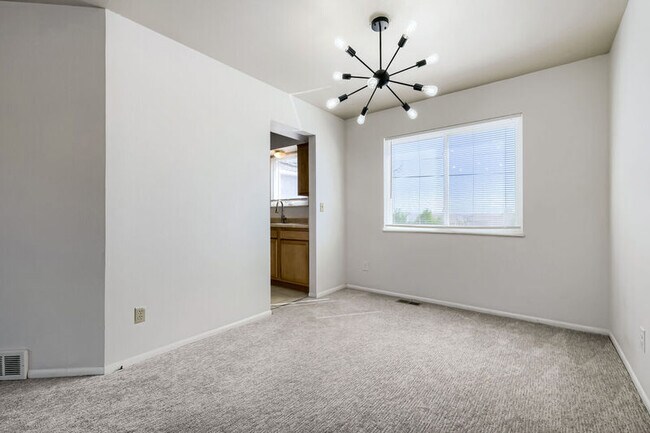 Foto del edificio - 7315 Woody Creek Dr