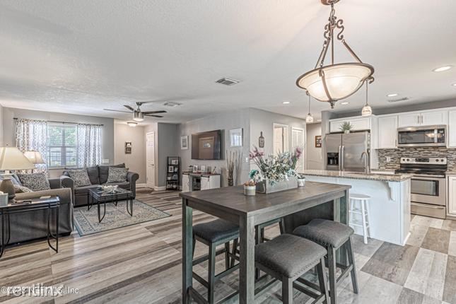 Foto del edificio - 3 br, 2 bath House - 207 R Evergreen Ln