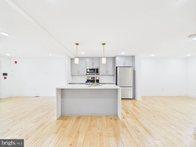 Foto del edificio - 2646 Manton St