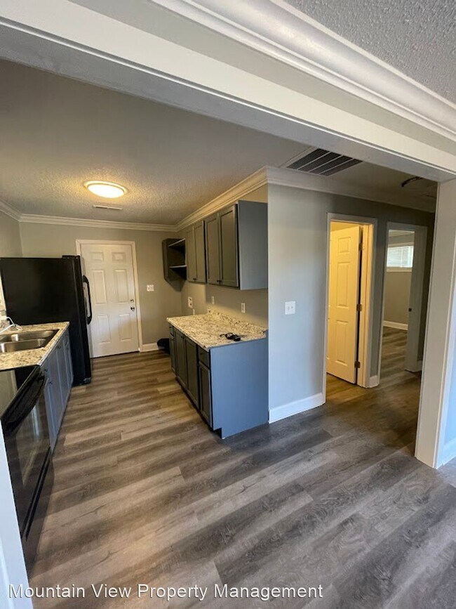 Foto del edificio - 2 br, 1 bath House - 3111 N. Hawthorne St