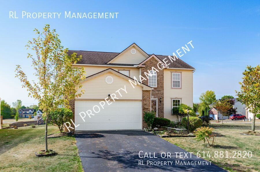 Primary Photo - Beautiful 4 bedroom 2.5 bathroom home in E...