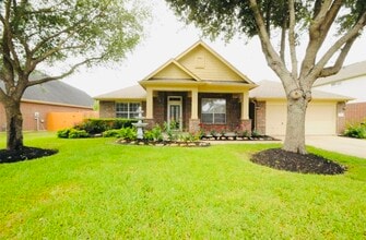 Building Photo - 7214 Paradise Park Bend