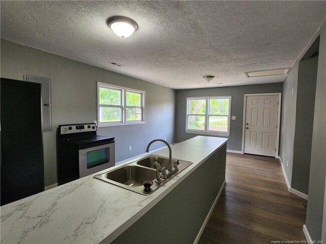 Building Photo - 5100 Malloy Cir