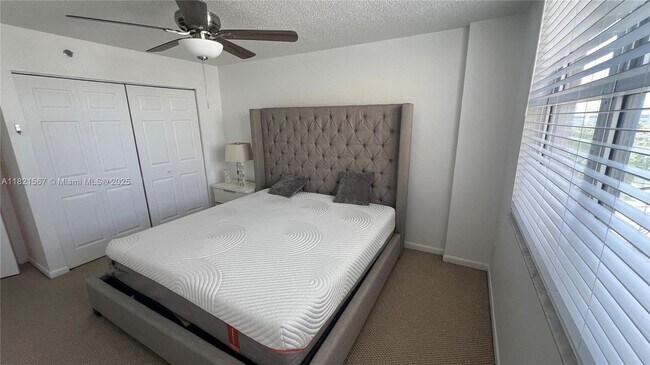 Foto del edificio - 770 Claughton Island Dr