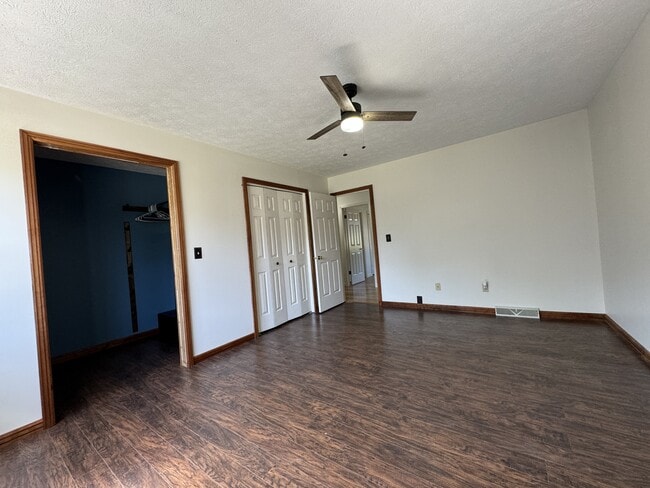 Building Photo - 1317 Perry Ave