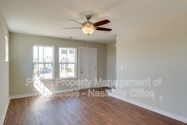 Foto del edificio - 627 Hadley Village Blvd