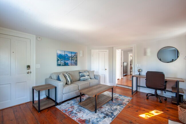 Foto del edificio - 752 Ridge St