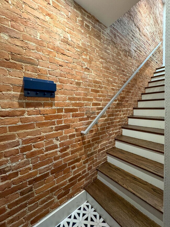 Foto del edificio - 2825 11th St NW