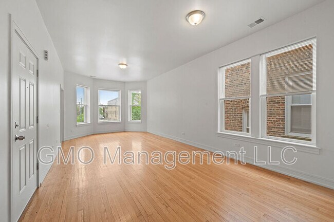 Foto del edificio - 4230 W Adams St