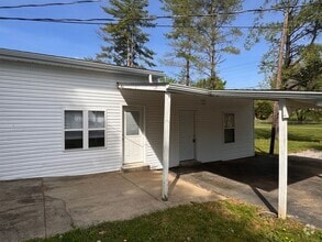 Building Photo - 129 Corinth Rd