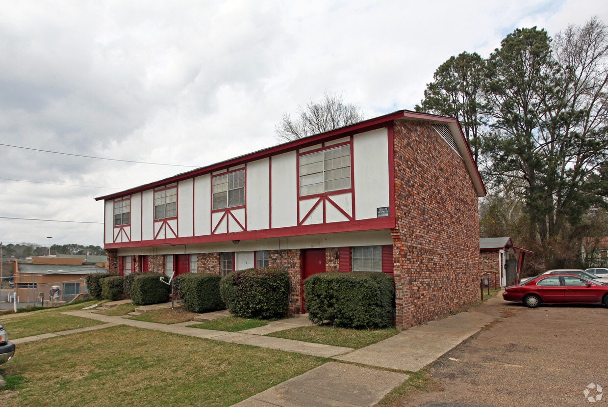 Foto del edificio - Cedar Crest Apartments