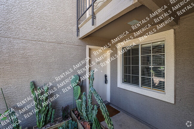 Building Photo - 1720 E Thunderbird Rd
