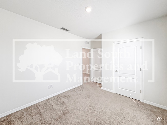 Building Photo - 5781 Arlington River Dr.