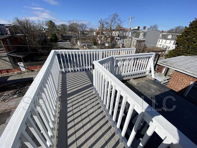 Foto del edificio - 164 S Pine St