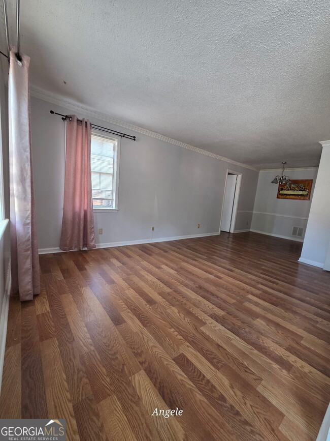 Building Photo - 146 Plantation Cir