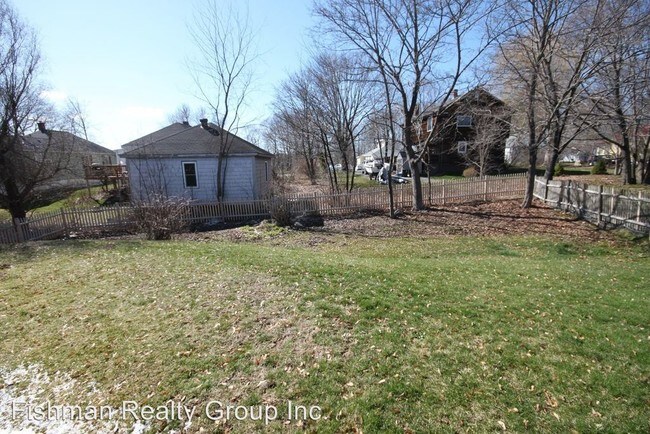 Building Photo - 4 br, 2 bath House - 15 Bancroft Court