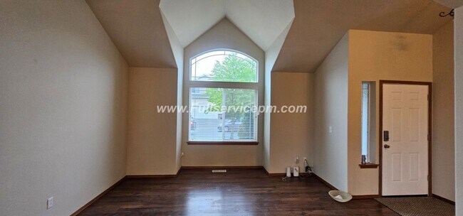 Building Photo - Beautifully Updated home in Covington WA