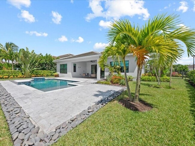 Foto del edificio - 5577 St Armands Way