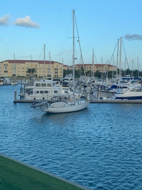 Foto del edificio - 17 Harbour Isle Dr W
