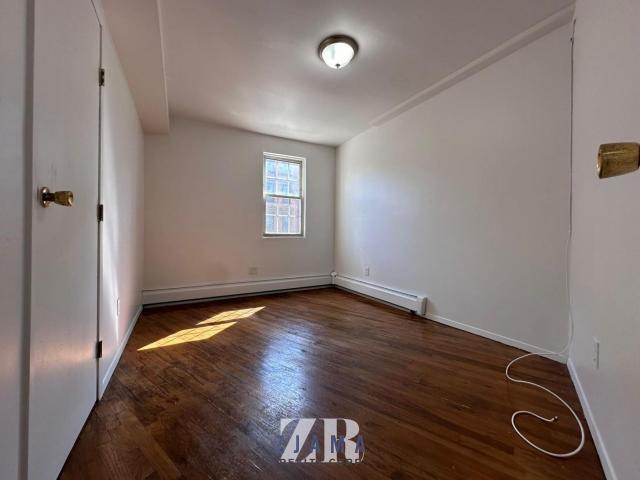 Building Photo - 2 bedroom in Brooklyn NY 11238