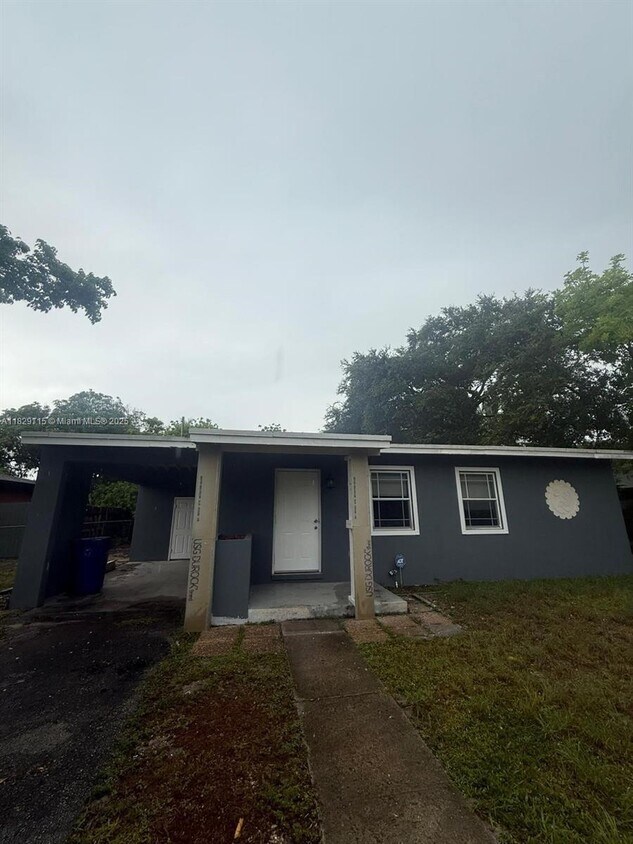 Primary Photo - 1413 NW 11th St