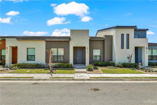 Foto del edificio - 28 Ozark Ave