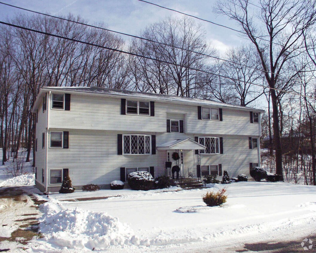 810 Lanesboro Rd, Worcester, MA 01606 Apartments in Worcester, MA