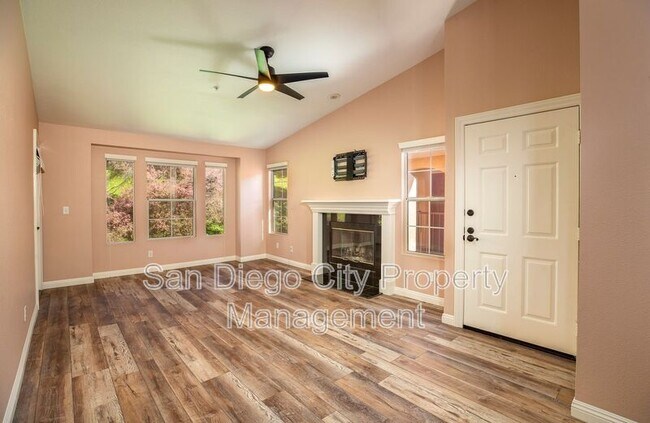 Foto del edificio - 18674 Caminito Cantilena