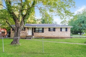 Building Photo - 3107 Forsythe Dr NW
