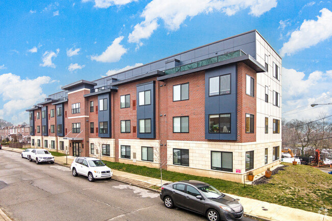Primary Photo - The Flats at Pechin