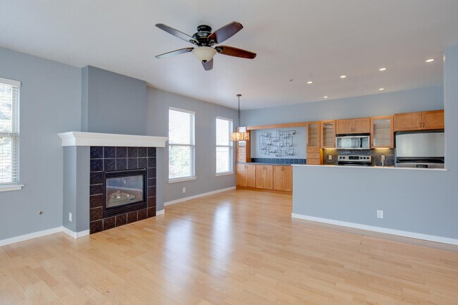 Foto del edificio - 837 E 17th Ave