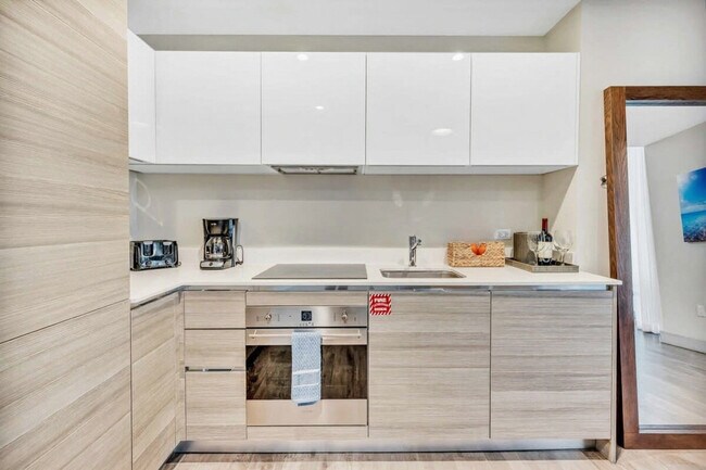 Foto del edificio - 101 N Ocean Dr