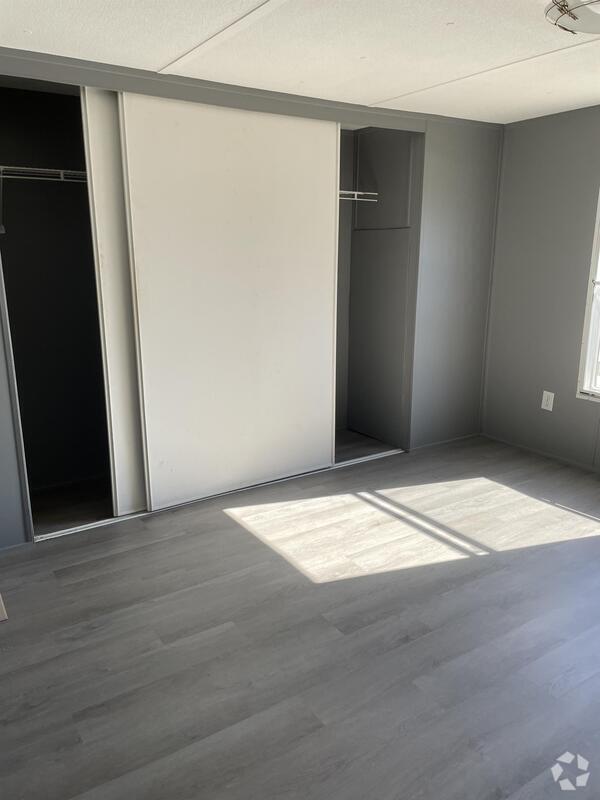 Hunters Landing Apartments under 1,500 Aberdeen, NC 1 Rentals