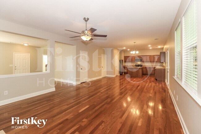 Foto del edificio - 422 Howell Crossing