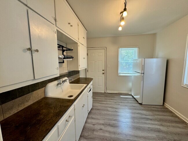 Foto del edificio - 1415 Vinton St