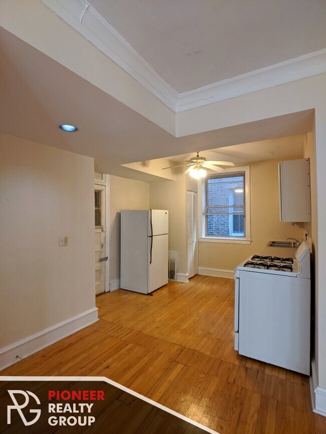 Foto del edificio - 4817 N Wolcott Ave