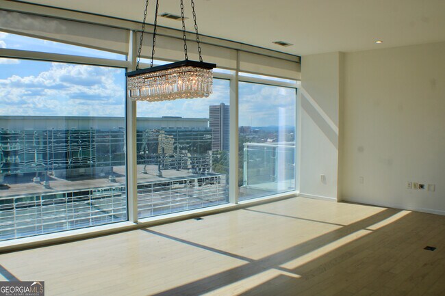 Foto del edificio - 45 Ivan Allen Jr Blvd NW