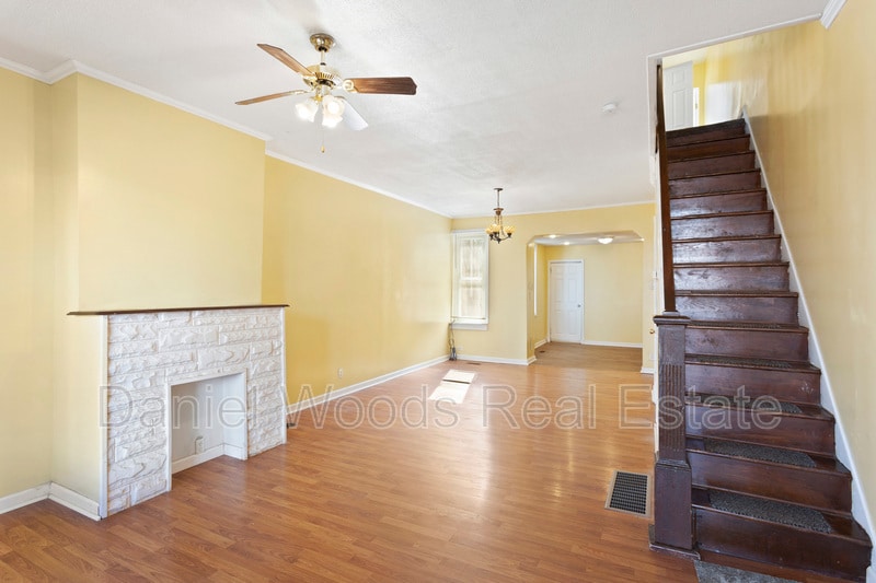 Primary Photo - 5538 Walton Ave