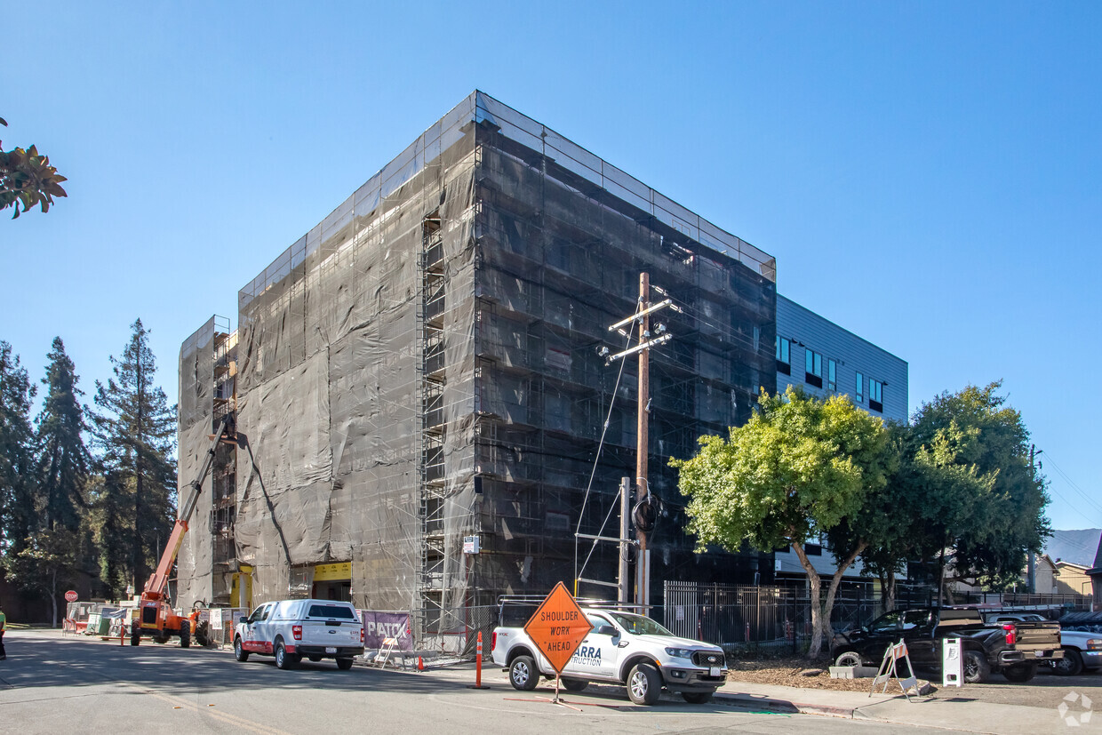 9-1-2022 Under Construction - Mesa Terrace