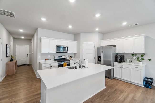 Building Photo - Charming 4-Bedroom Home in Prime Spokane L...