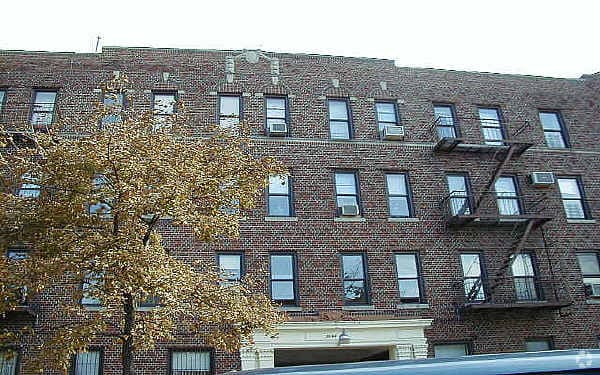 Primary Photo - 5225 14th Ave