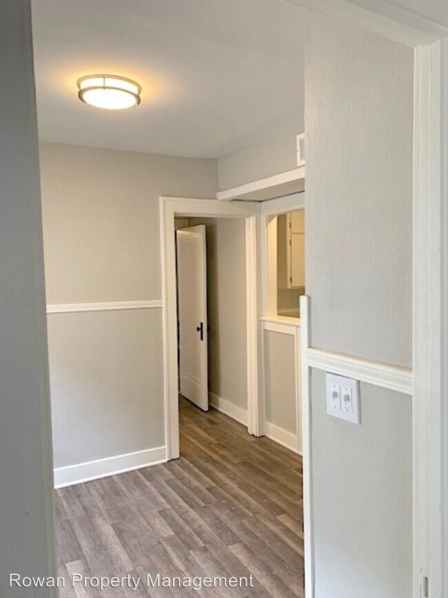 Building Photo - 524 Gladstone Blvd