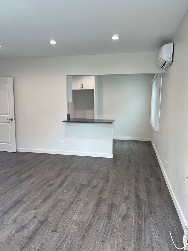 Foto del edificio - 2914-2916 Gleneden Street