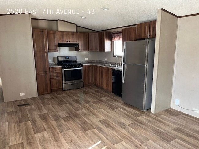 Foto del edificio - 2520 E 7th Ave