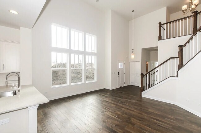 Foto del edificio - 540 Peterson Ct