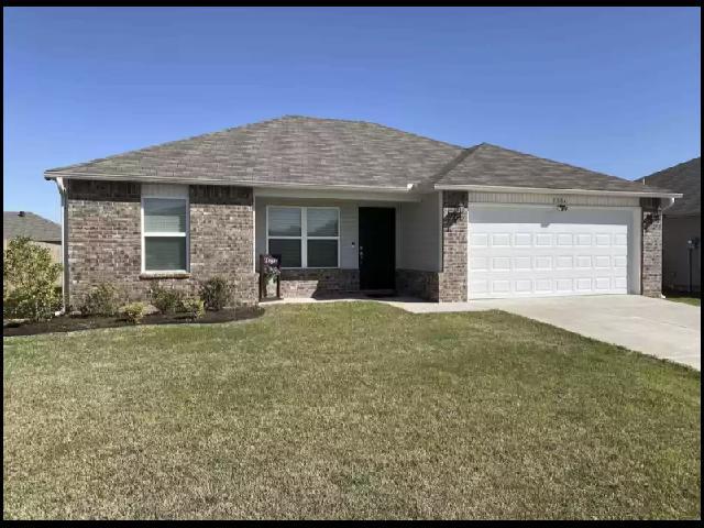 Building Photo - 1304 Yarrow Dr