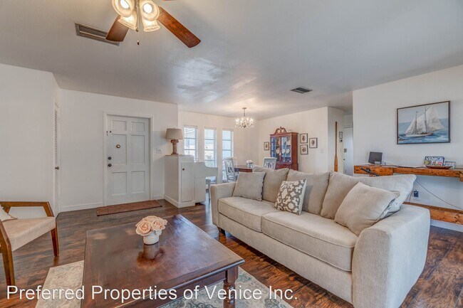 Building Photo - 3 br, 2 bath House - 264 SHAMROCK BLVD