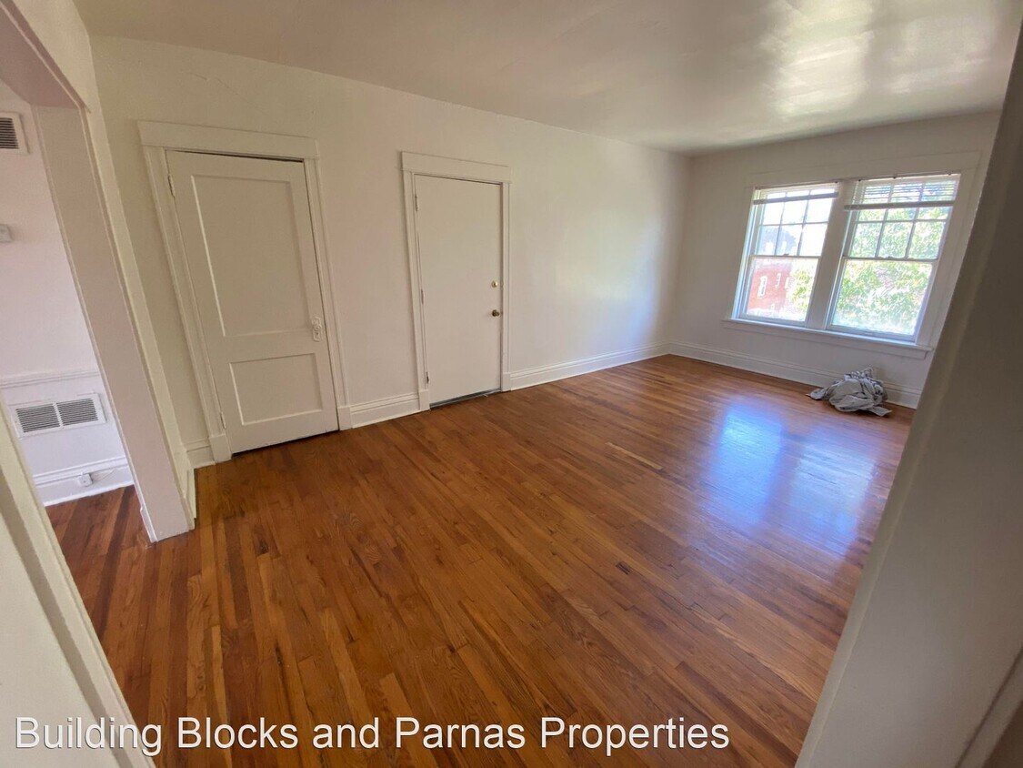 Primary Photo - 730 Heman Ave