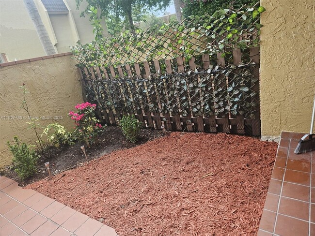 Building Photo - 7175 Nova Dr