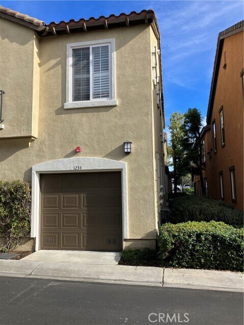 Building Photo - 1234 McFadden Dr